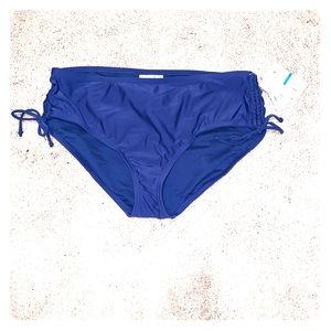 🔵⚫️24th & Ocean Adjustable Waist Bikini Bottom